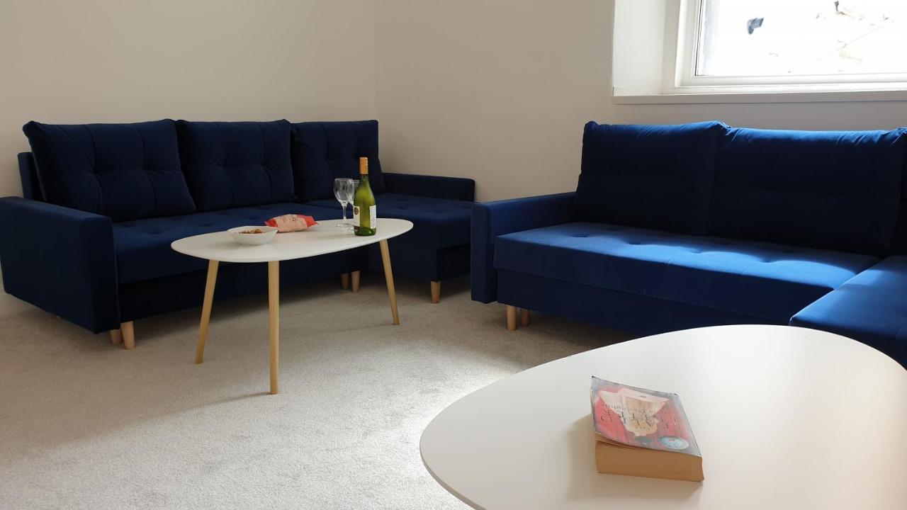 Snowdon Retreat By Seaside