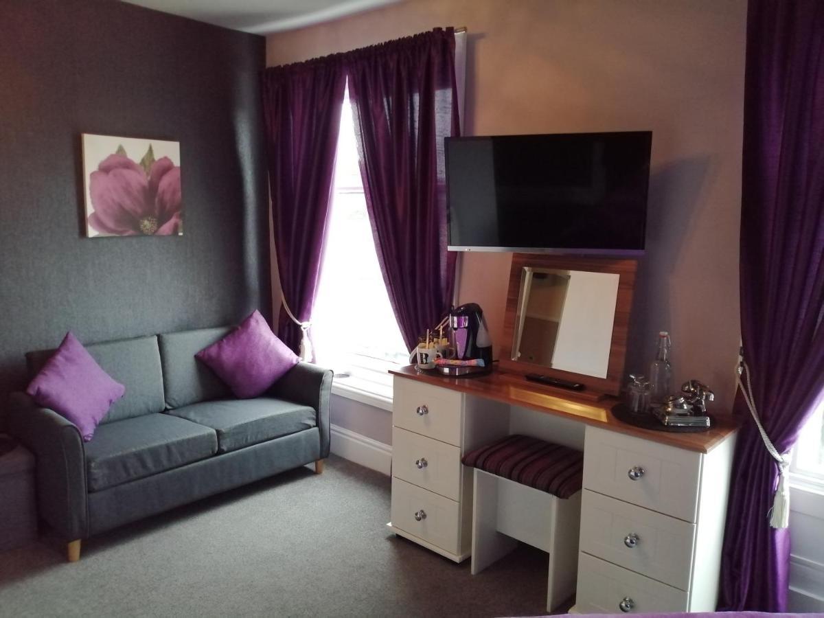 Burleigh 4* Llandudno