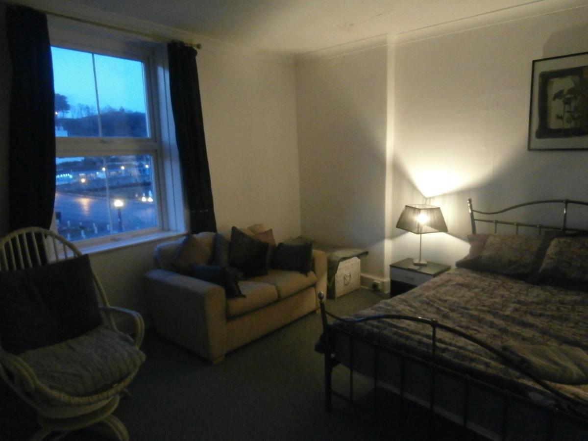 Apartment Beachfront 2nd Floor *
