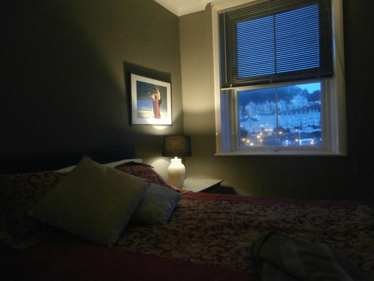 Apartment Beachfront 2nd Floor Llandudno