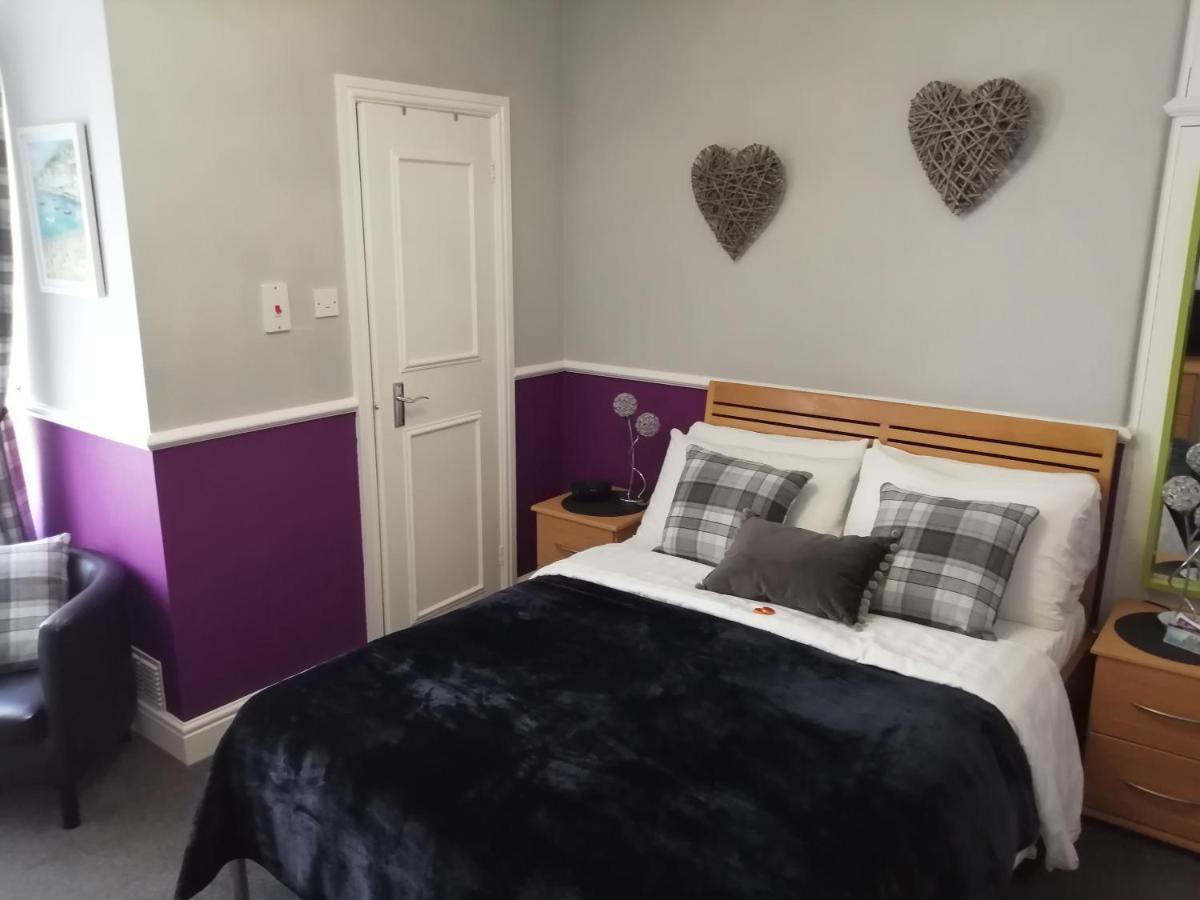 Burleigh Guest house Llandudno