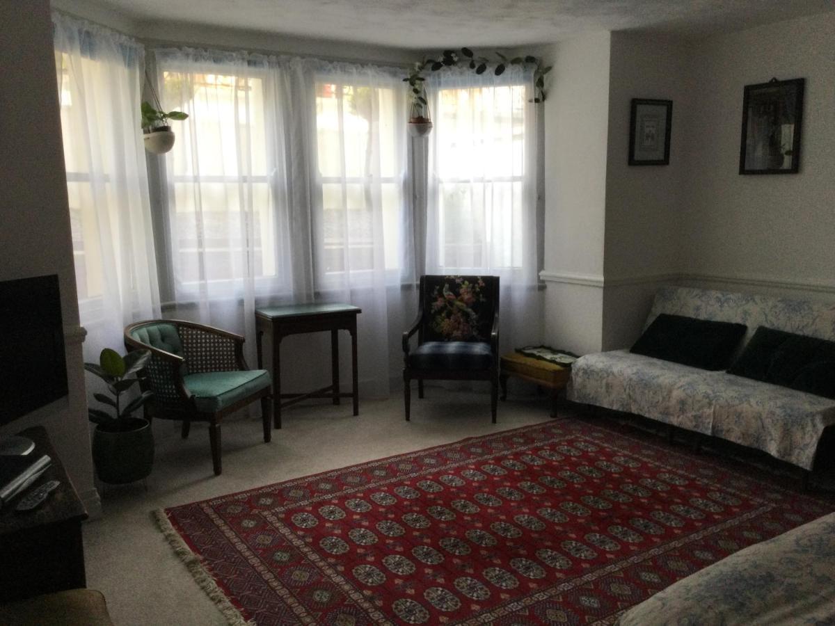 Garden Flat 1