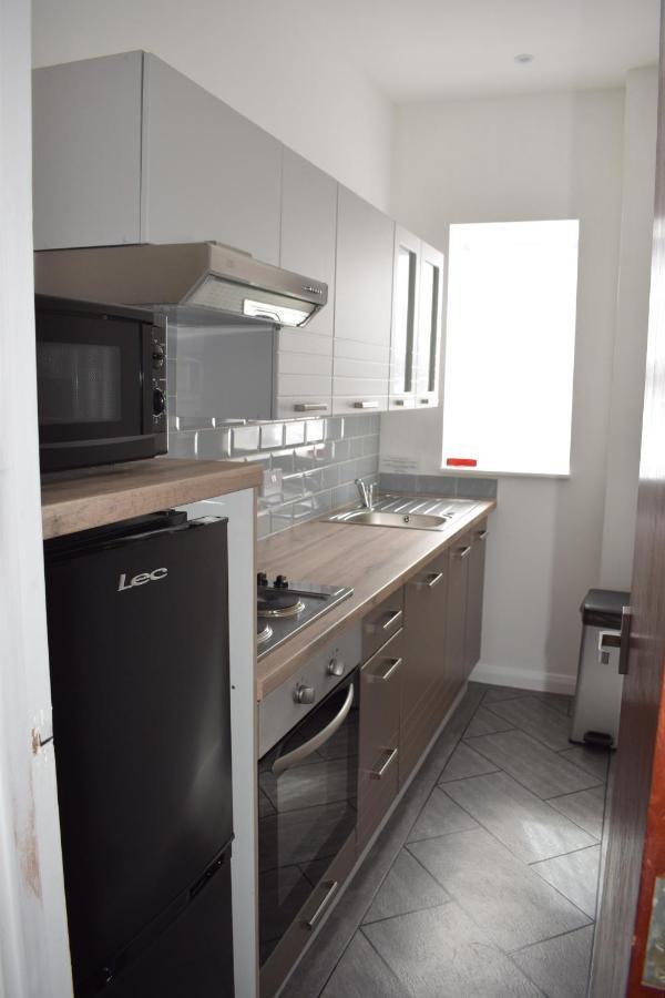 Cedar House, Formerly Shamrock House Apartment *