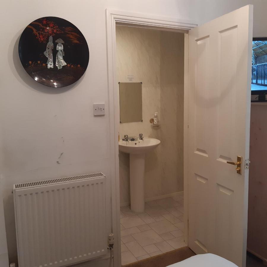 The Merrydale Guest house 3*