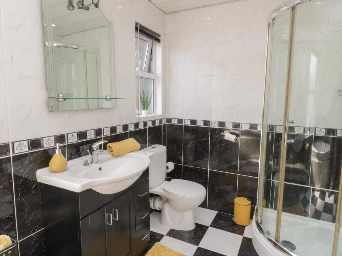131 Trinity Avenue Holiday home Llandudno