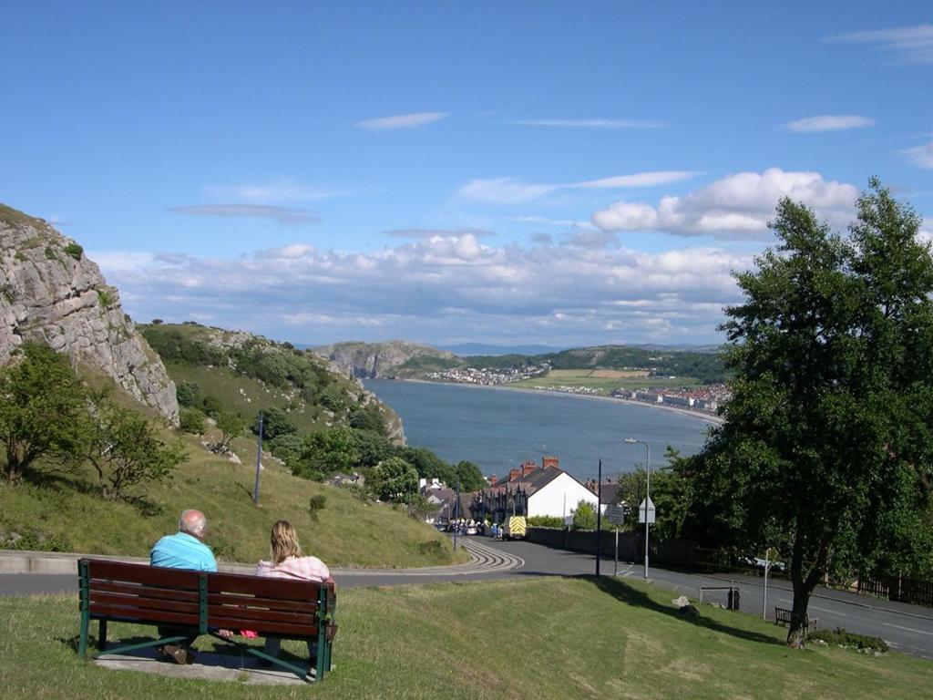 Mostyn House Guest house Llandudno