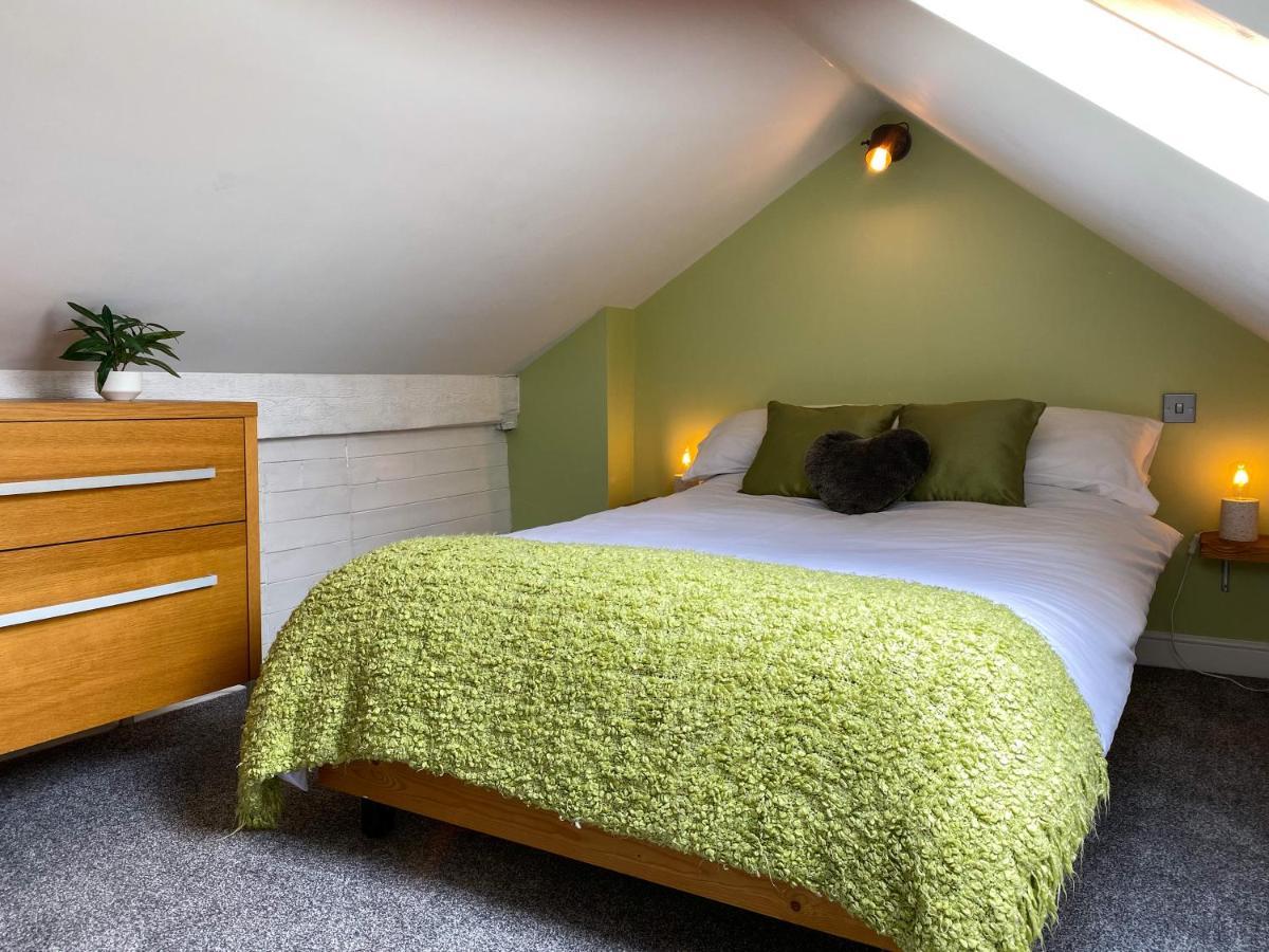 Apartment 'llandudno Central' - 2 Bed Luxury Flat, Close To Town And Beaches