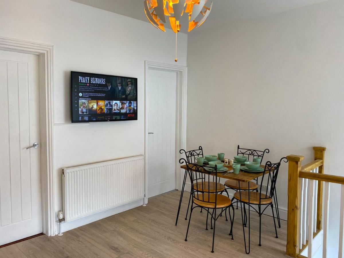 Apartment 'llandudno Central' - 2 Bed Luxury Flat, Close To Town And Beaches