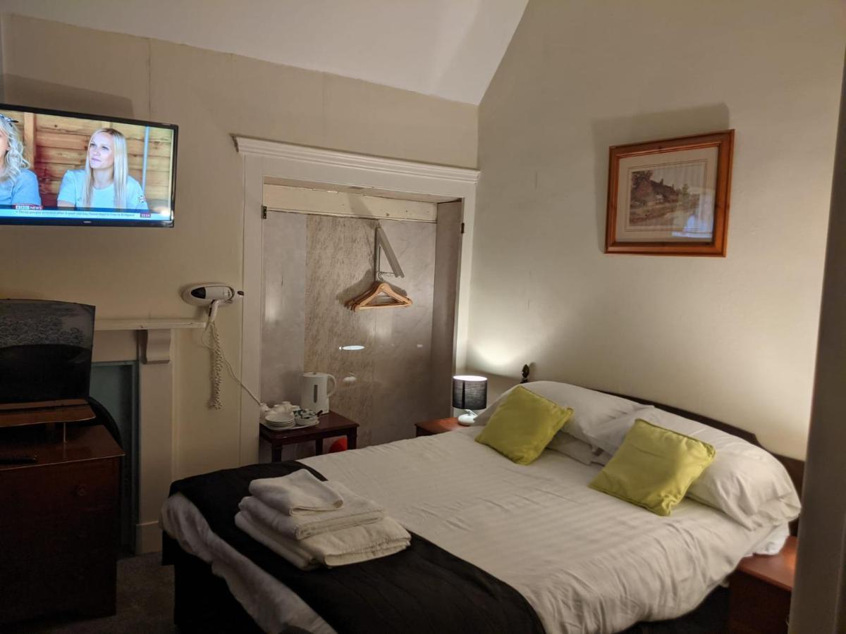 Overton Hotel