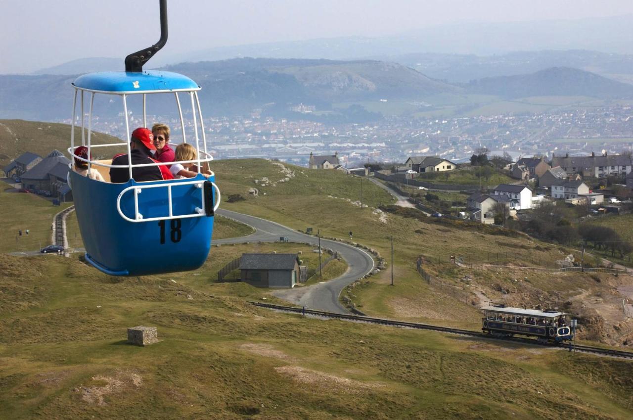 Gwesty Links 4* Llandudno