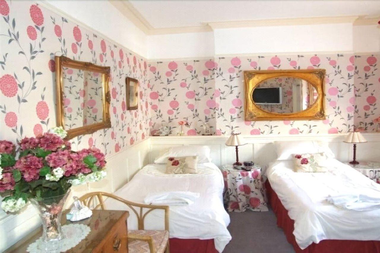Hotel Whitefriars 3*