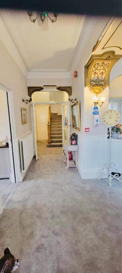 Guest house Bay Court 3*