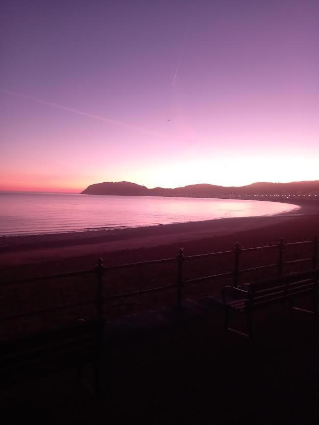Bed & Breakfast Glan Y Mor