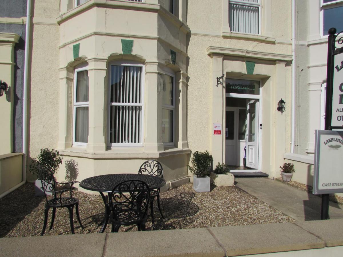Lakelands Guest House * Llandudno