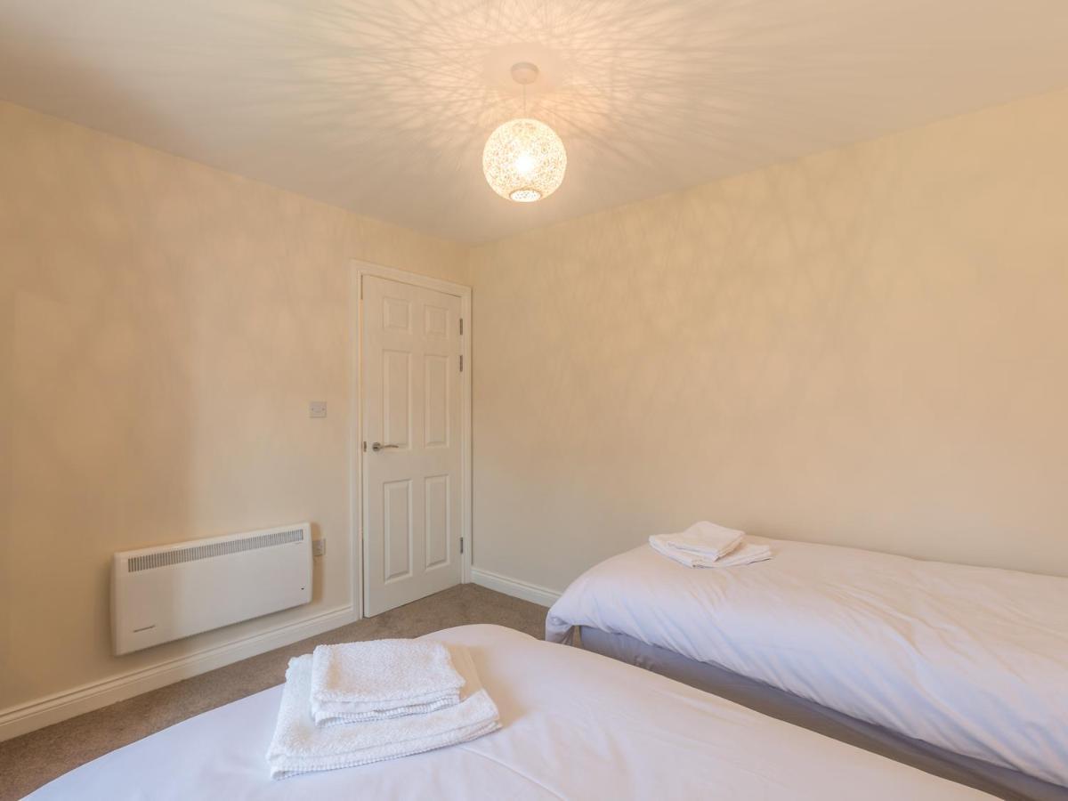 4, 7 St Anns Apartments, * Llandudno