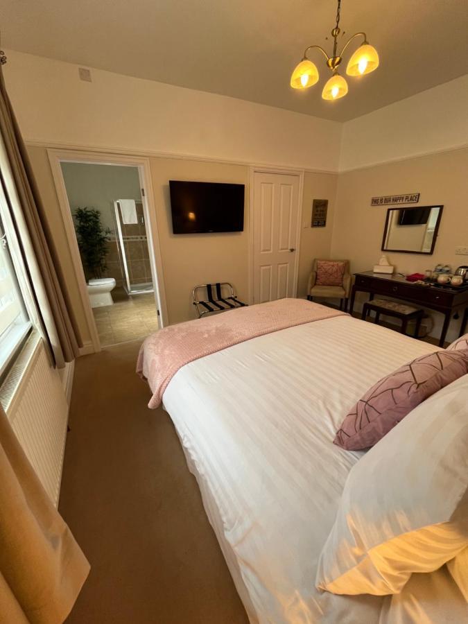 Guest house Between The Bays Exclusively For Adults
