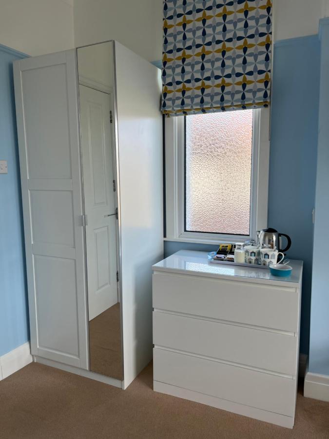 Between The Bays Exclusively For Adults 5*