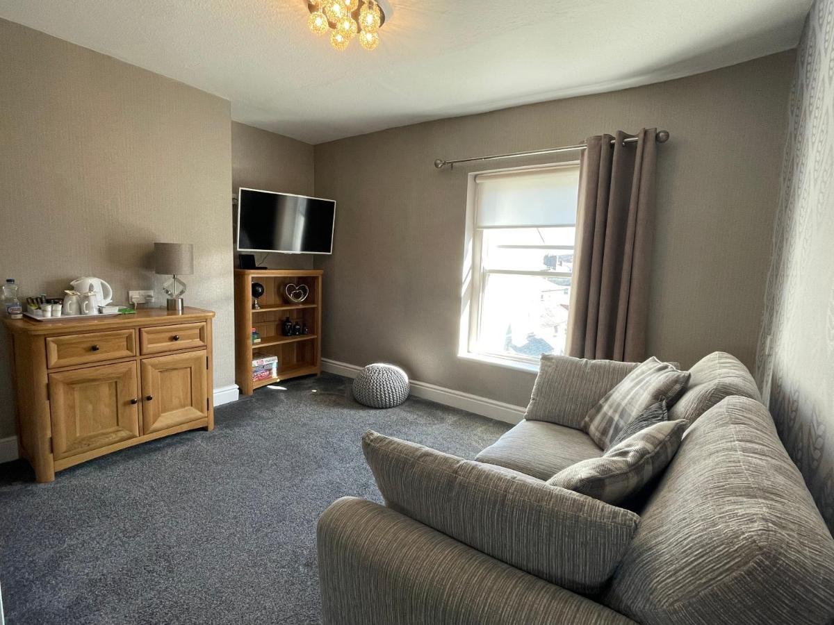 Lynton House 4* Llandudno