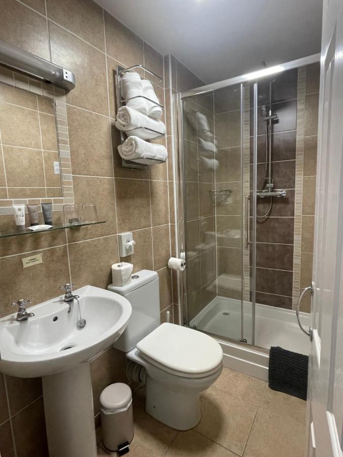 Lynton House Guest house