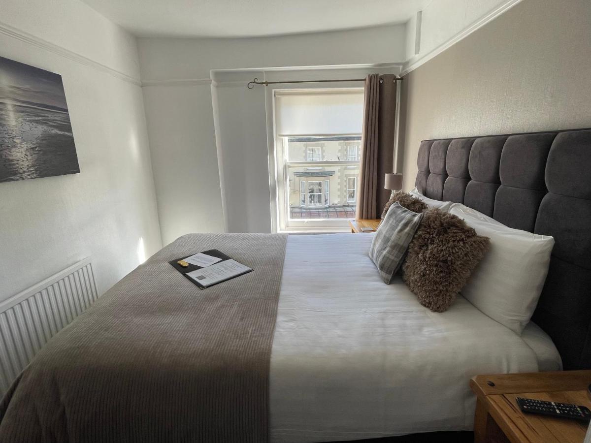 Lynton House Guest house