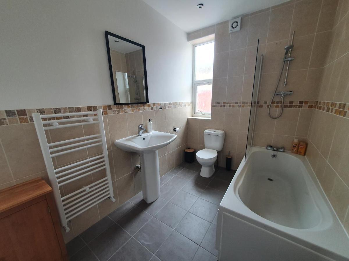 One Bed With Sofa Bed Apartment Llandudno