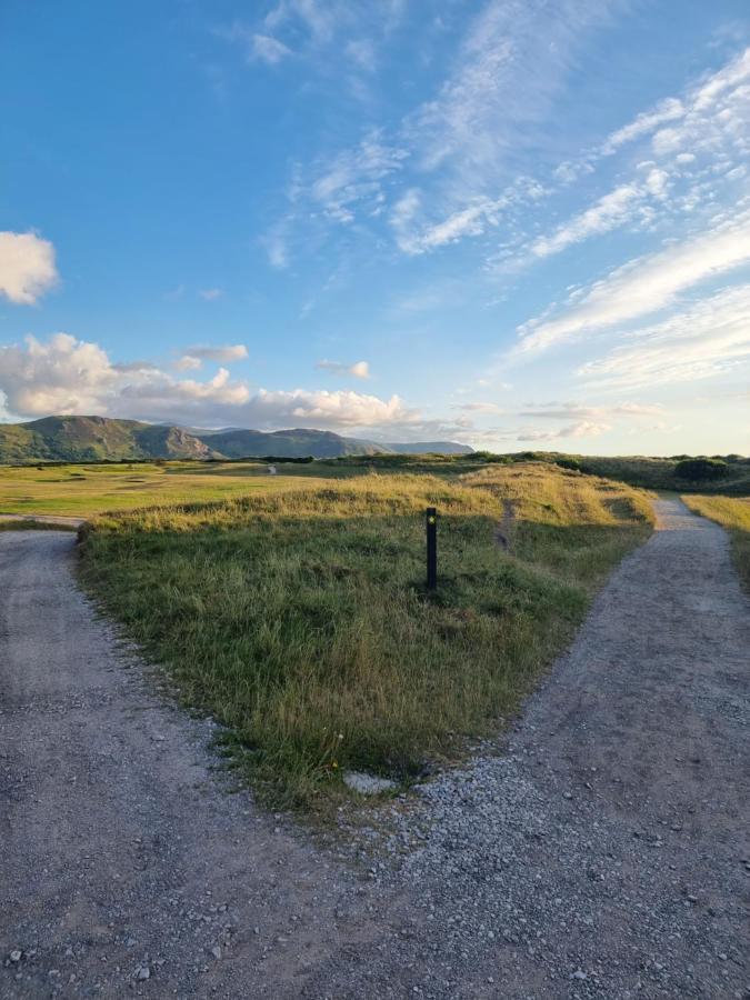 Holiday home Traeth Teras