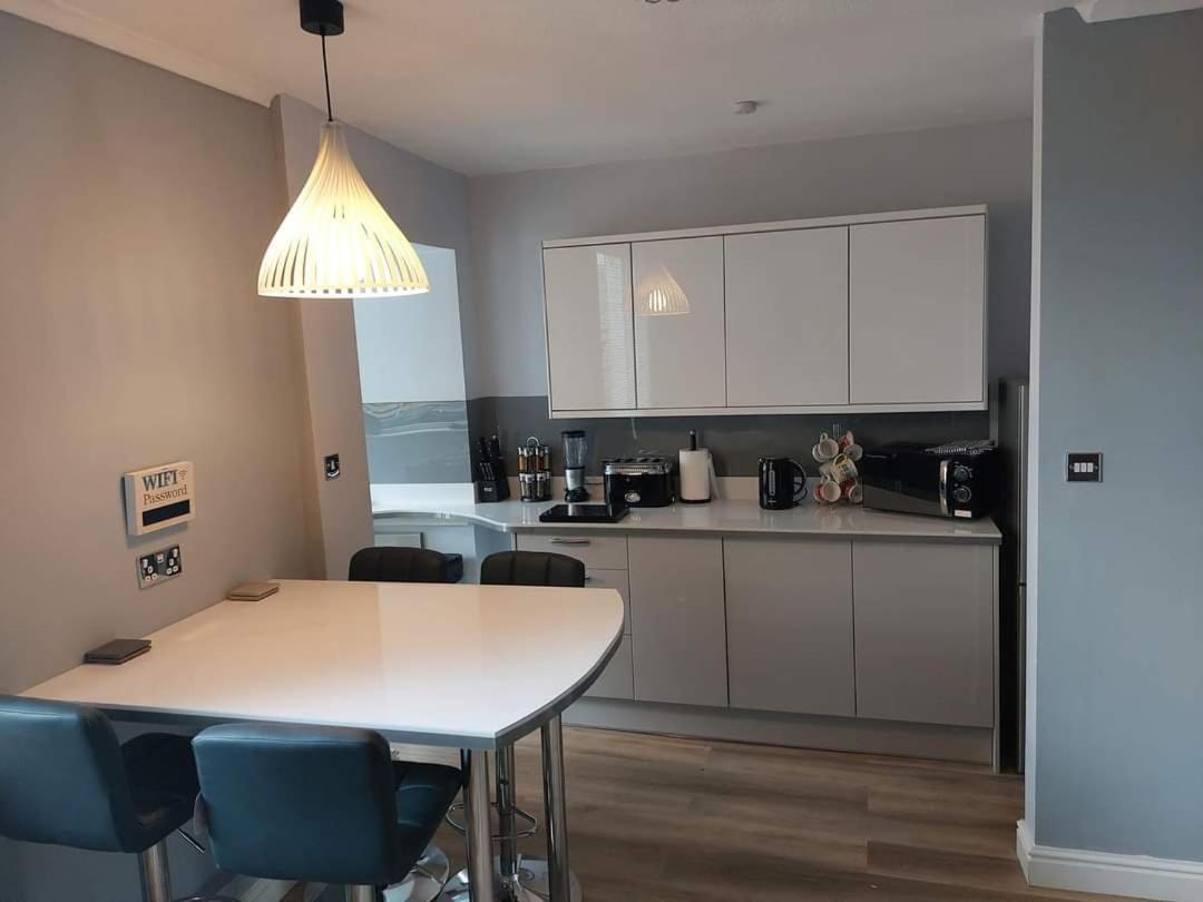 Holiday home Traeth Teras *