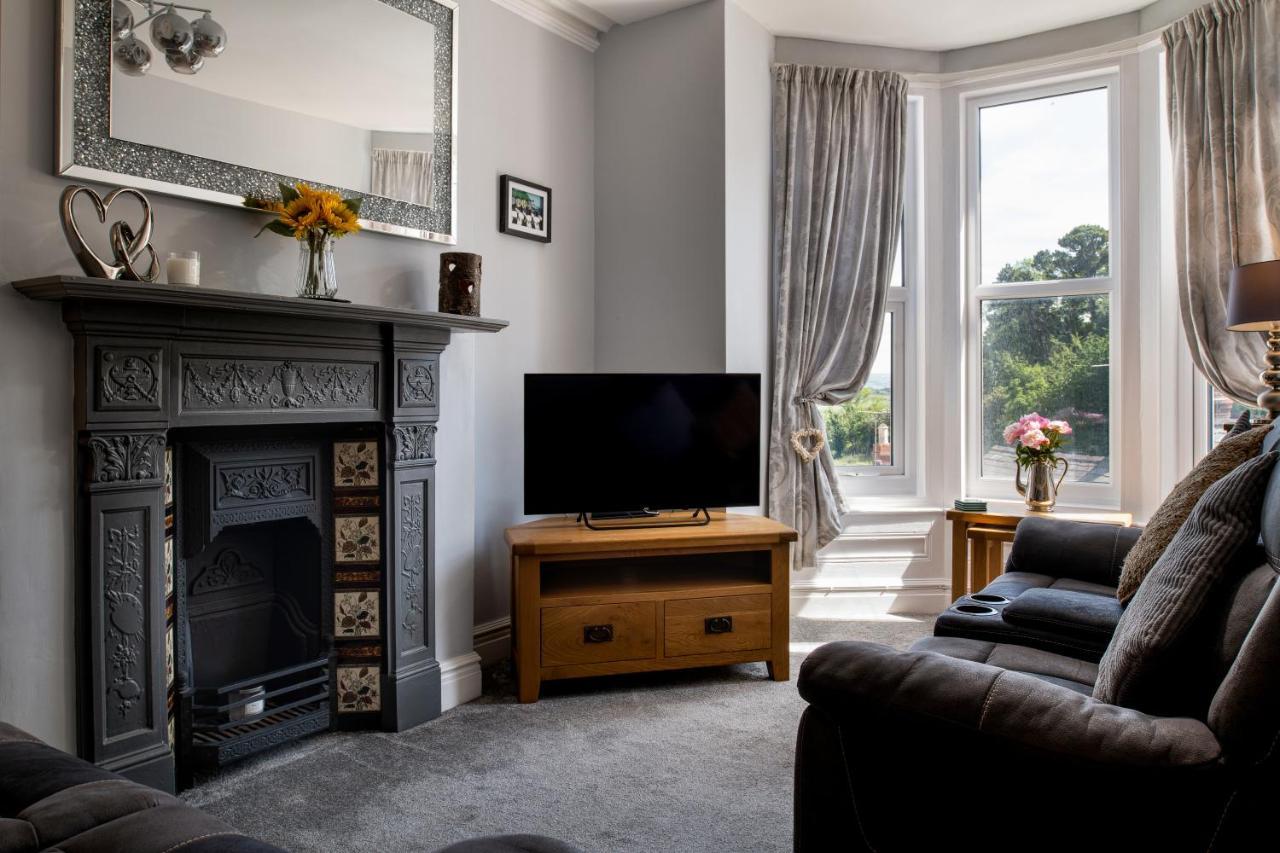 Beautiful Townhouse On The Great Orme, Pet Friendly