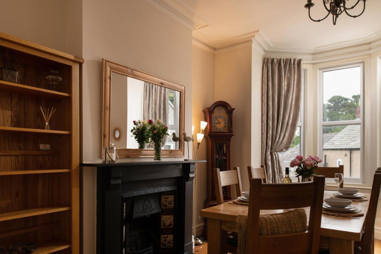 Beautiful Townhouse On The Great Orme, Pet Friendly Llandudno