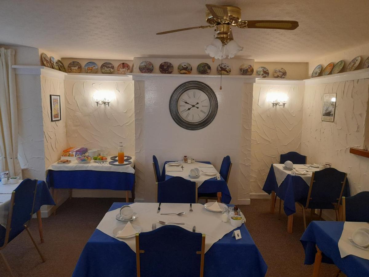 Guest house Ashfields Llandudno