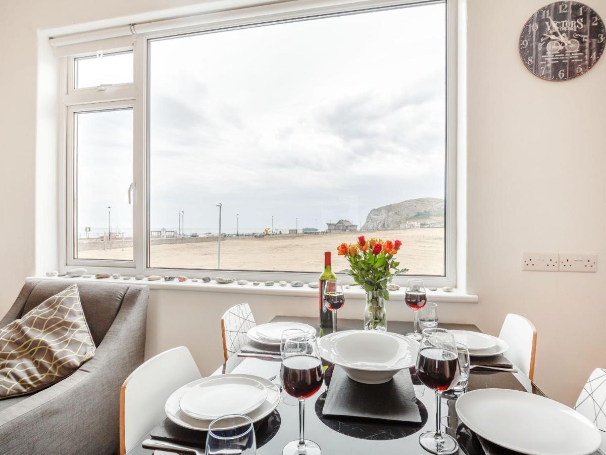 Little Orme View Apartment *