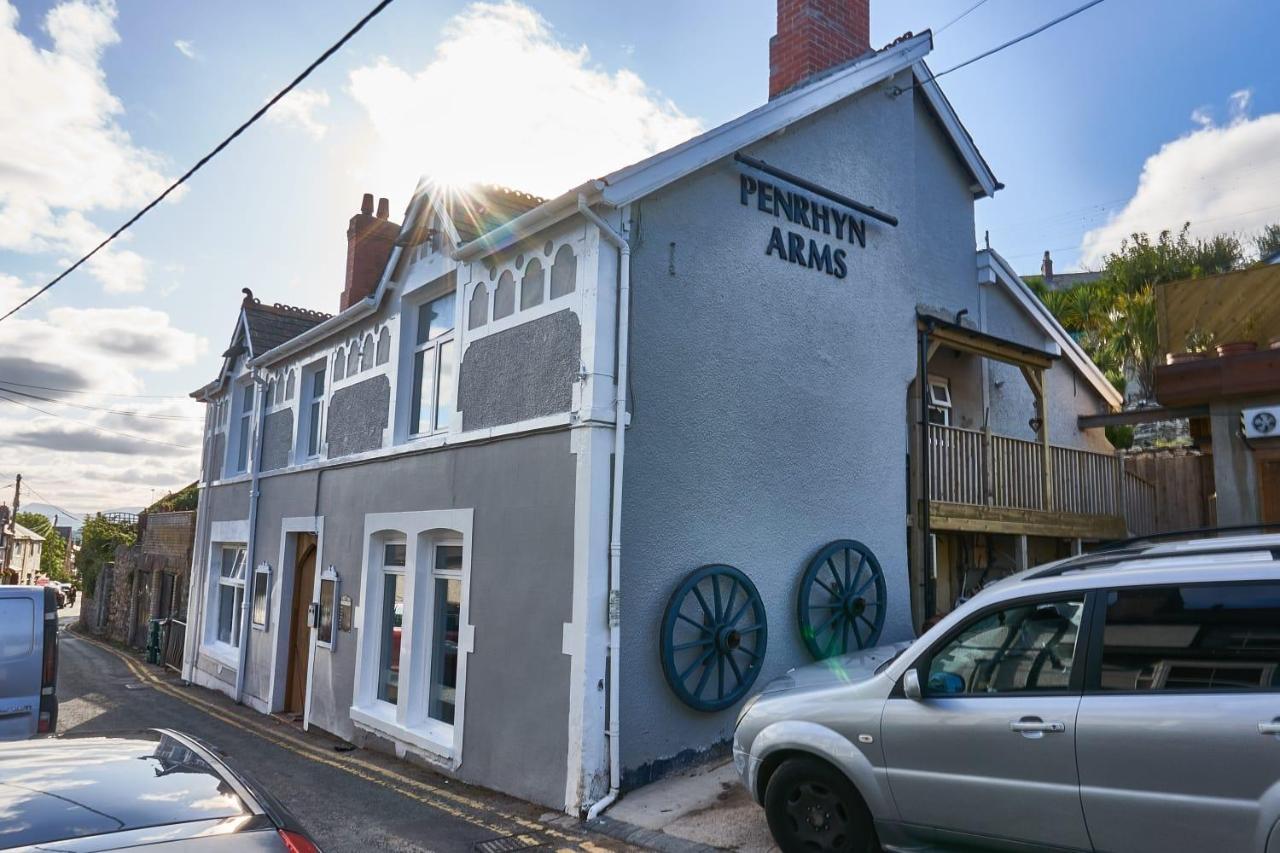 Apartment, Quirky Pub With Tropical Beer Garden *