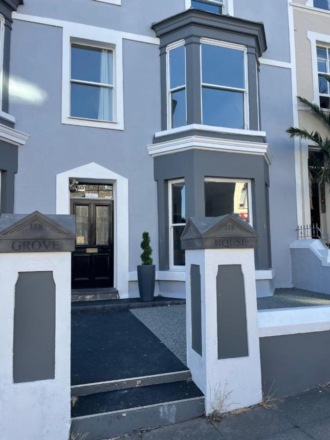 Apartment Beautifully Presented Victorian Within Walking Distance To