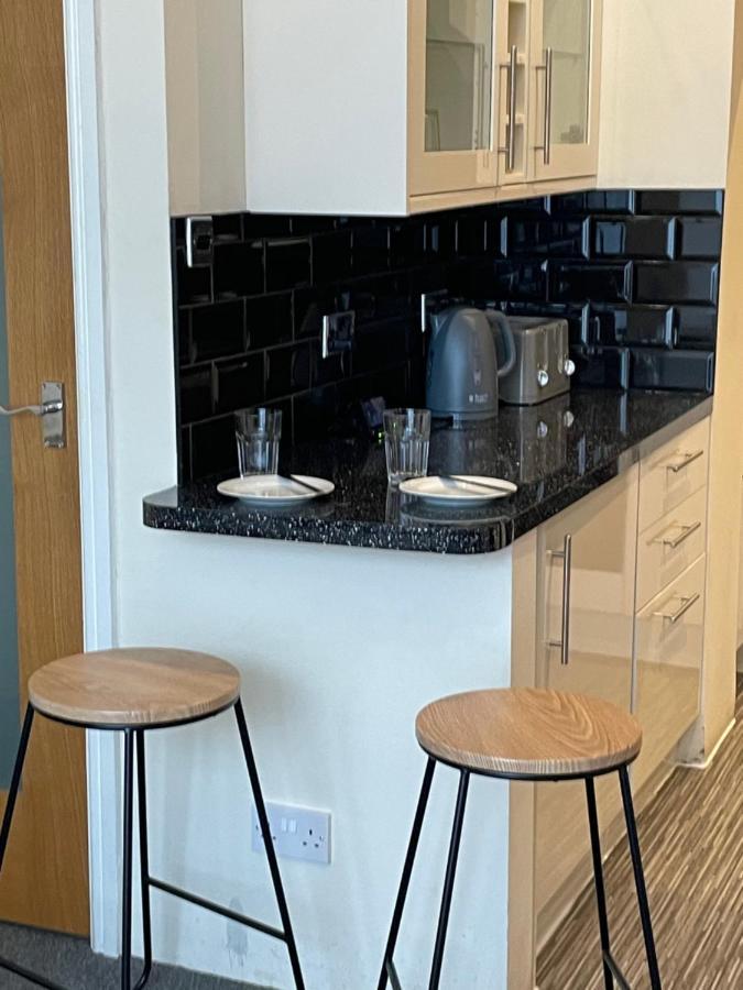 Beautifully Presented Victorian Within Walking Distance To