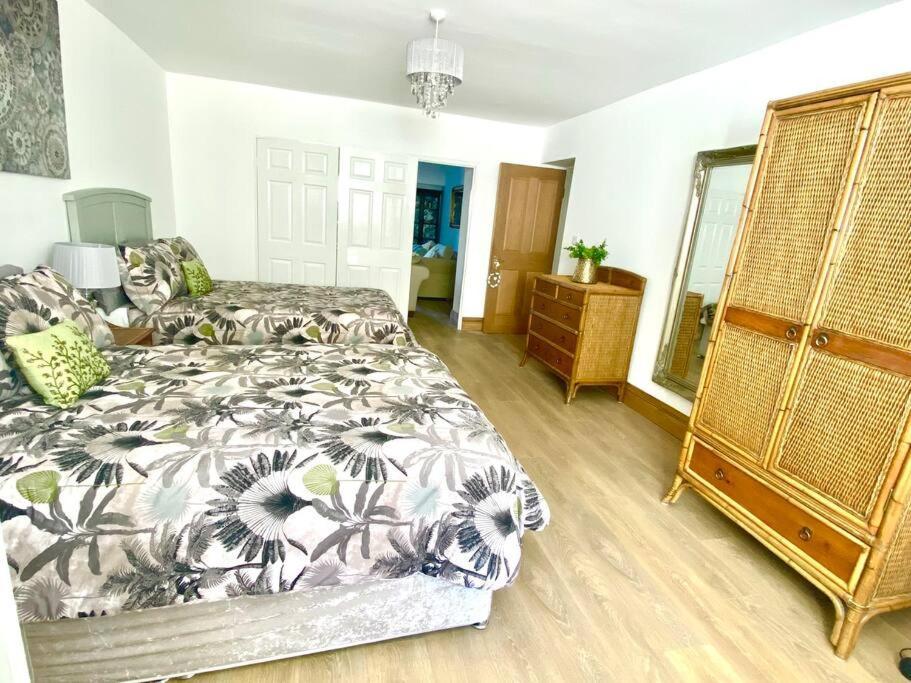 Apartment Oakhurst Boutique