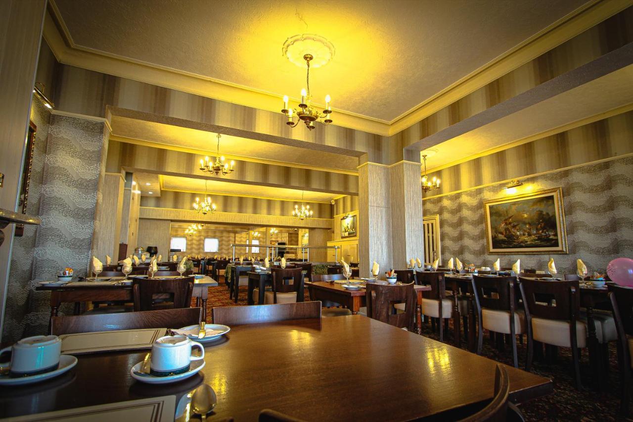 Hotel Chatsworth House 3*