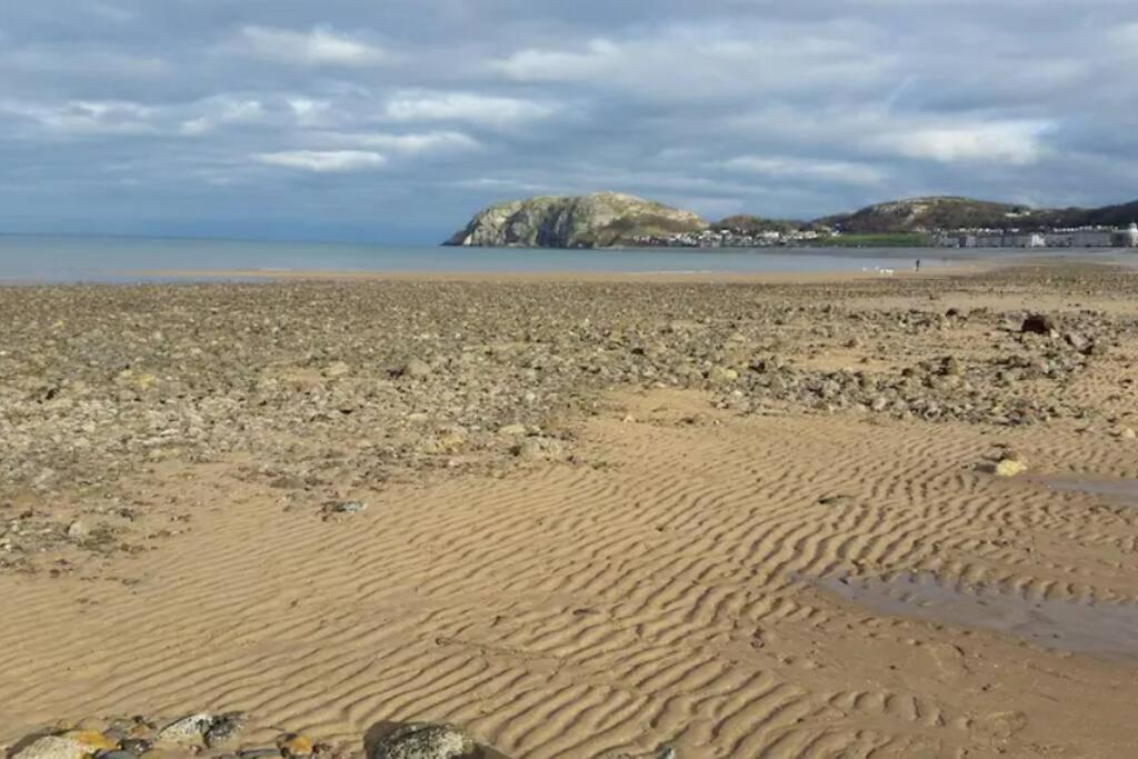 Orme View Dog Friendly * Llandudno