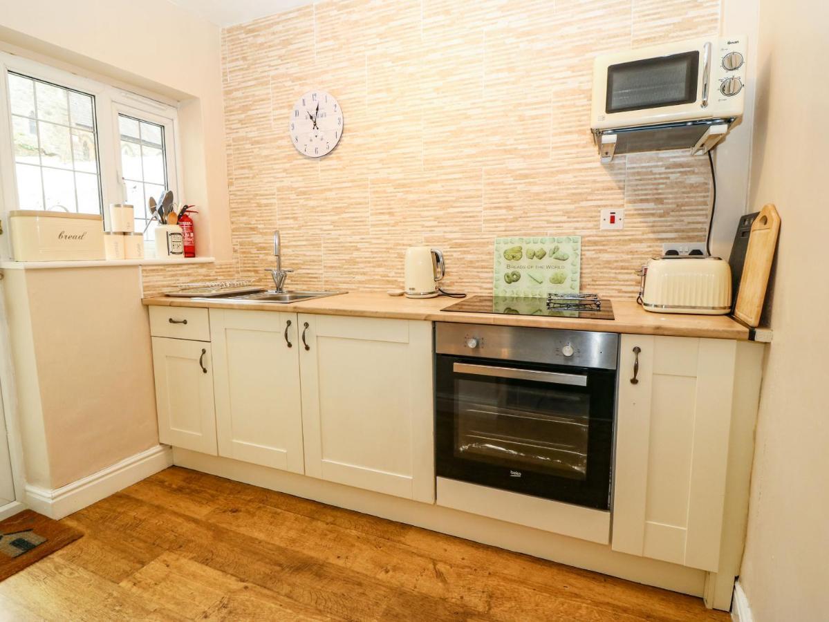 Ty Cornel Bach Holiday home