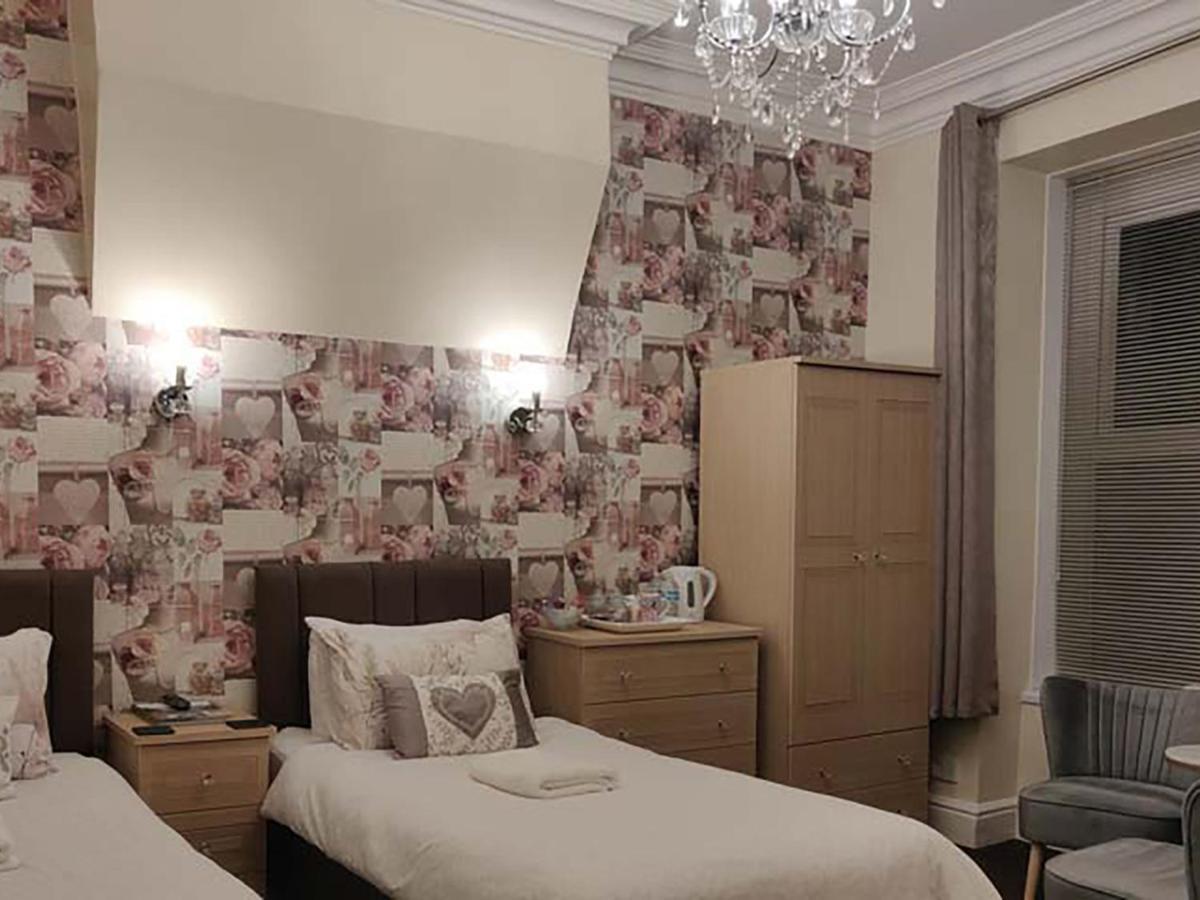 Guest house The Rosedene