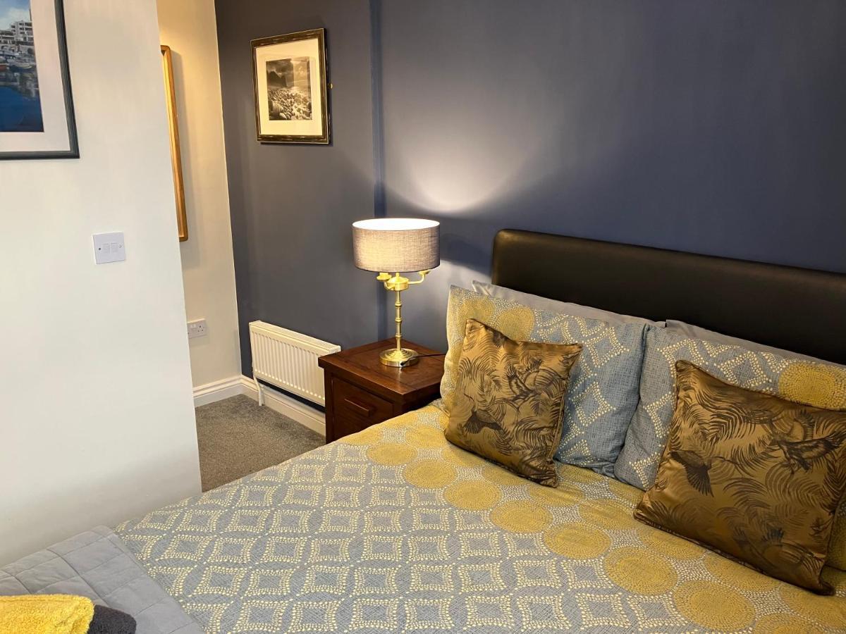 Apartment The Ocean - 2 Minute Walk To The Lovely Front Promernade Of