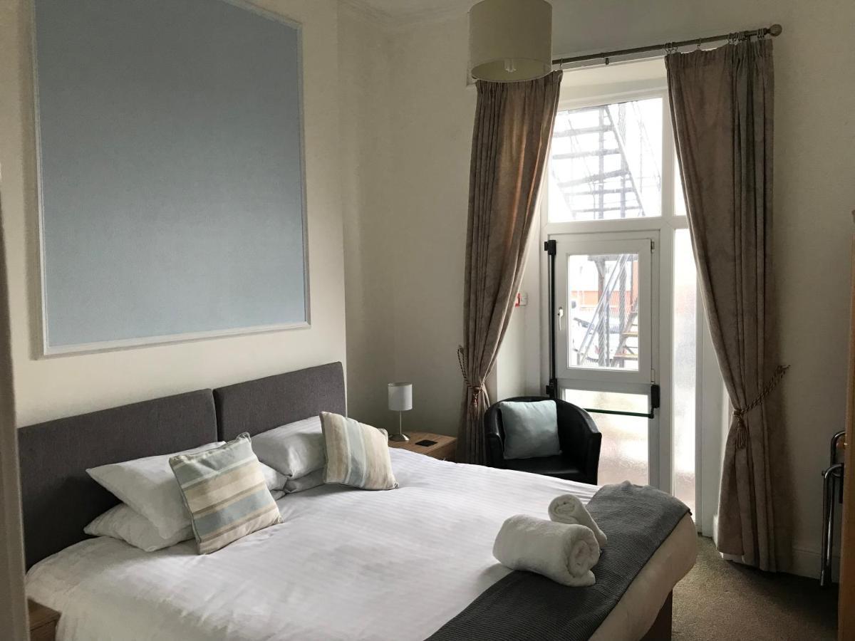 The Oasis 4* Llandudno