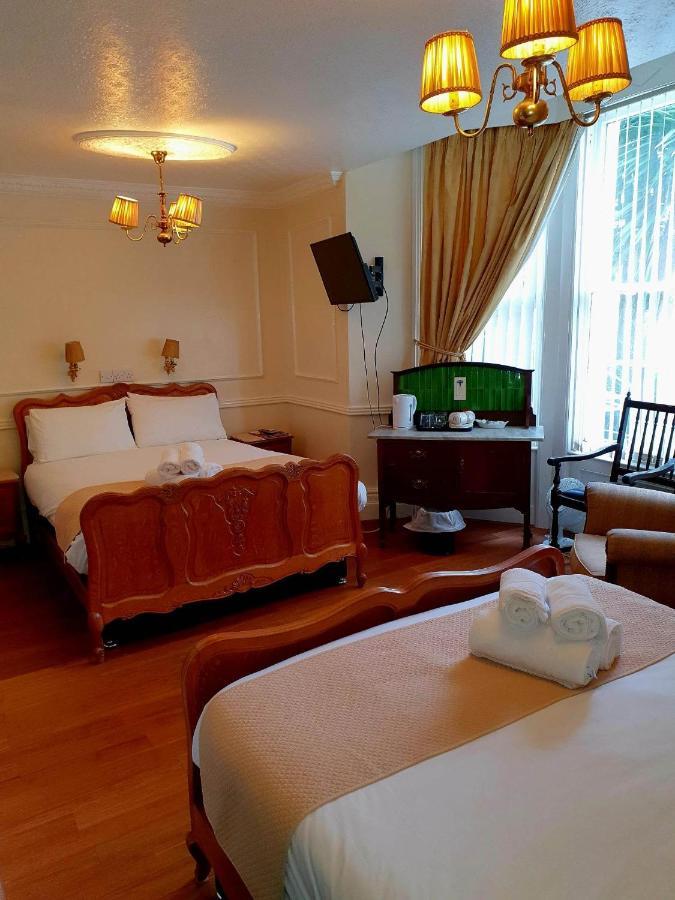 Rose Tor Hotel 2*