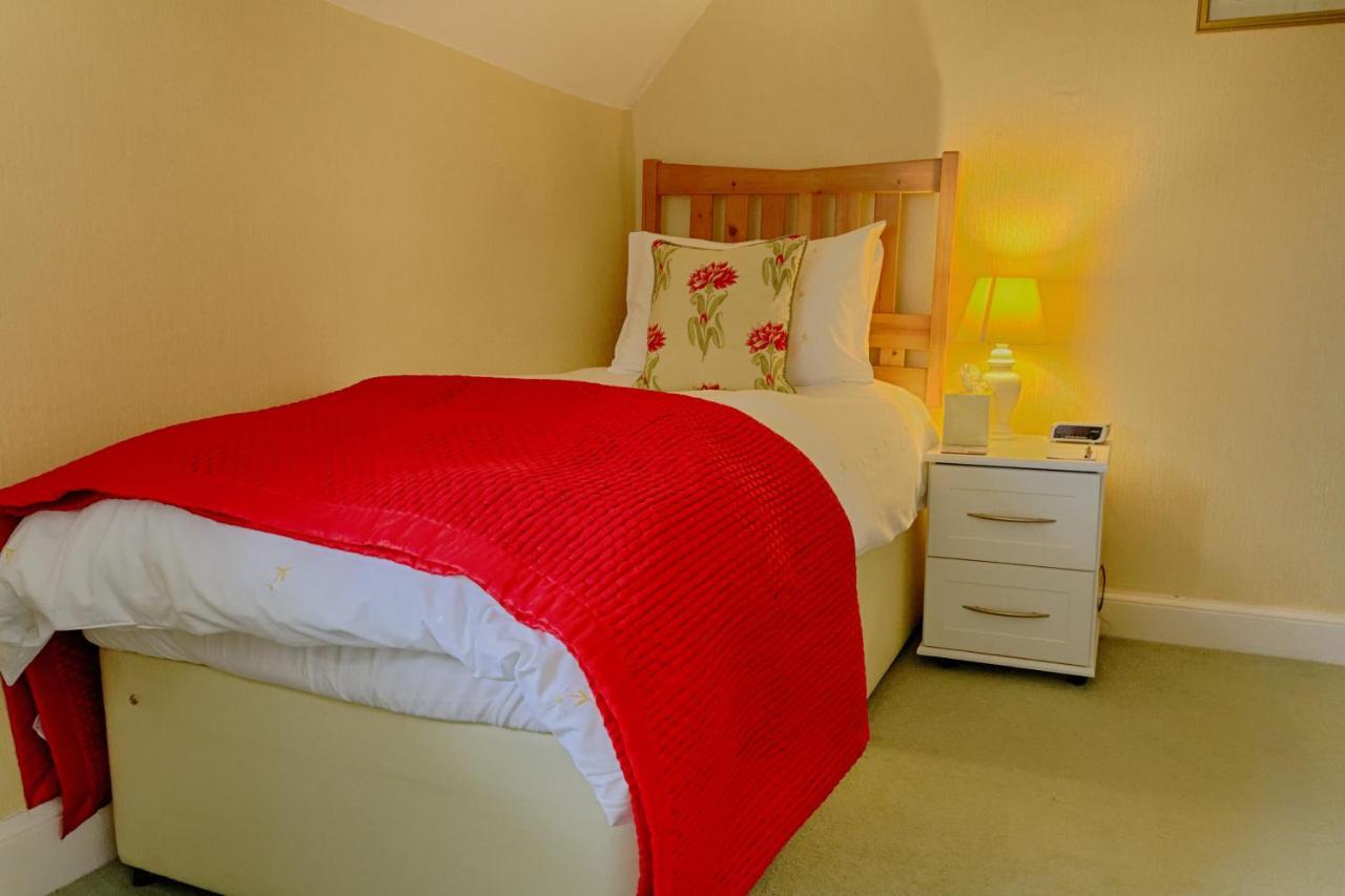 Holcombe House Llandudno