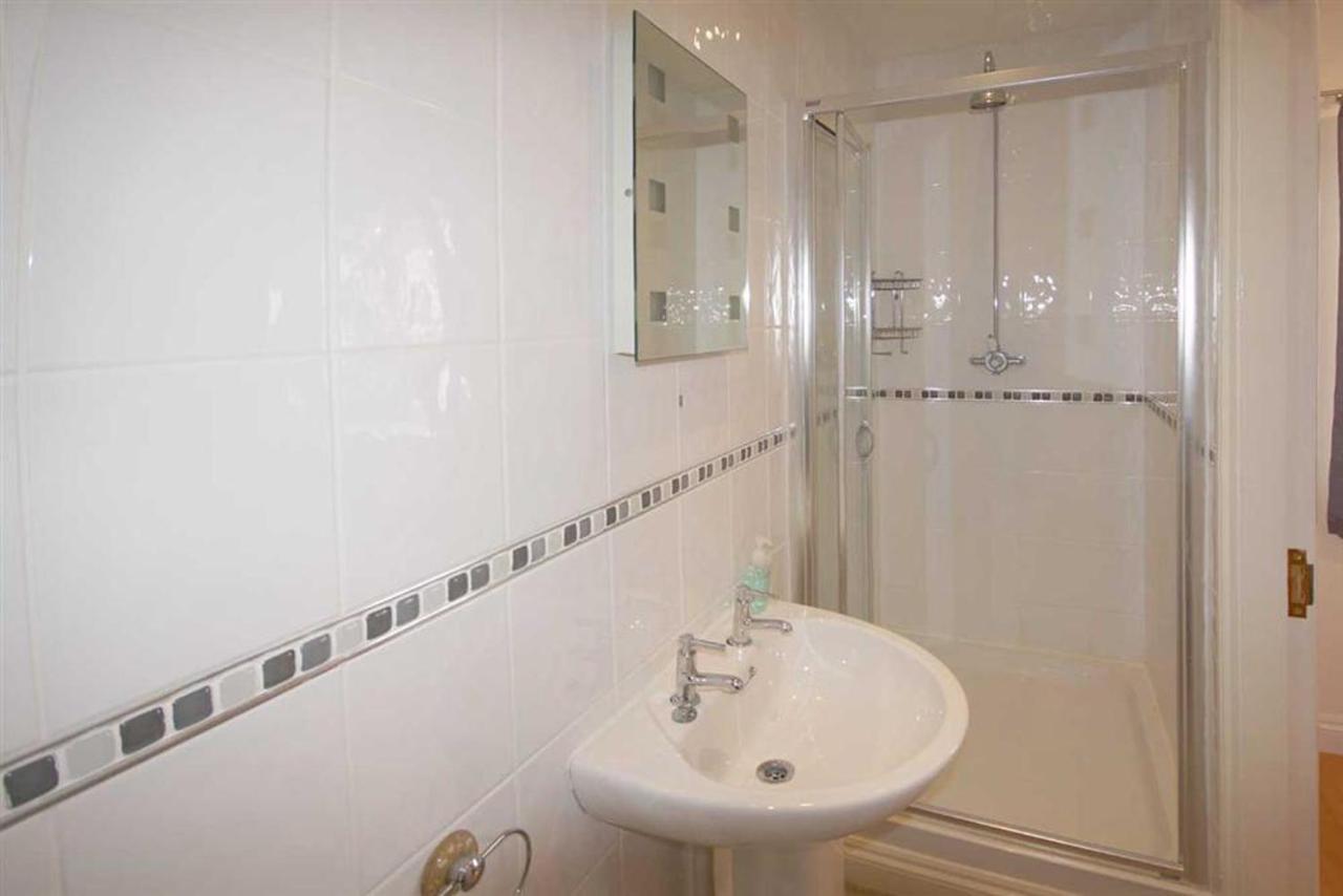 Whitecaps Holiday home