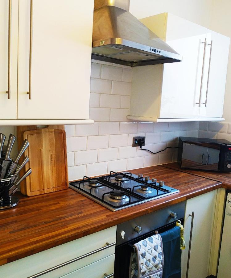 Modern 2bed Close To The Promenade & Theatre