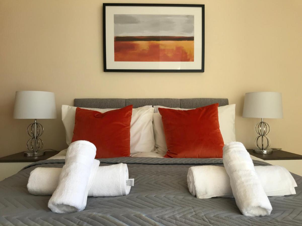 Apartment Modern 2bed Close To The Promenade & Theatre