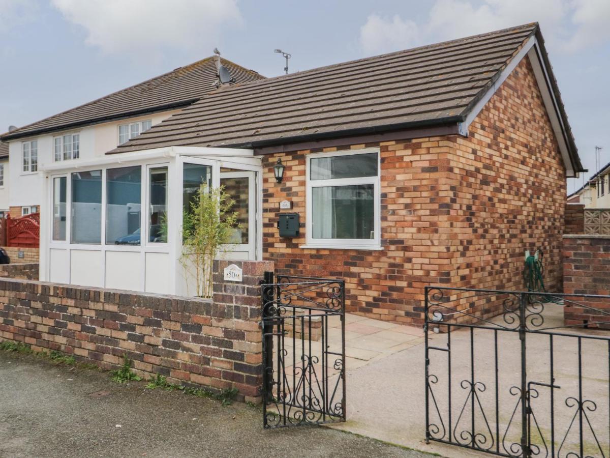 50a Lloyd Street West Holiday home