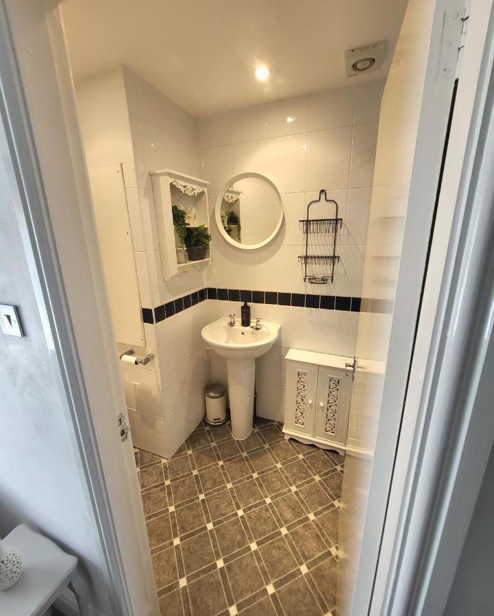 Apartment Willesden, Flat 2, A 1 Bedroom Flat Right In The Heart Of *