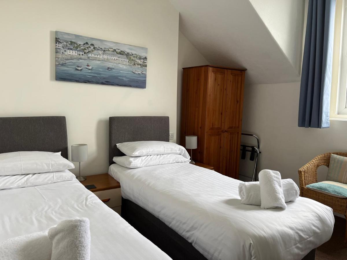 The Oasis 4*