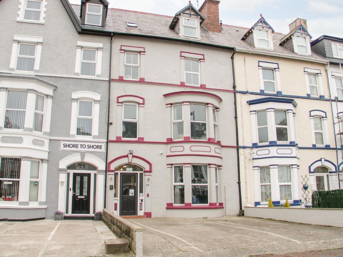 23 Deganwy Avenue *